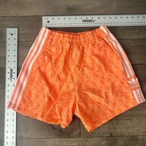 ADIDAS ORIGINALS - NWOT Monochrome Orange & White Shorts - Size Small